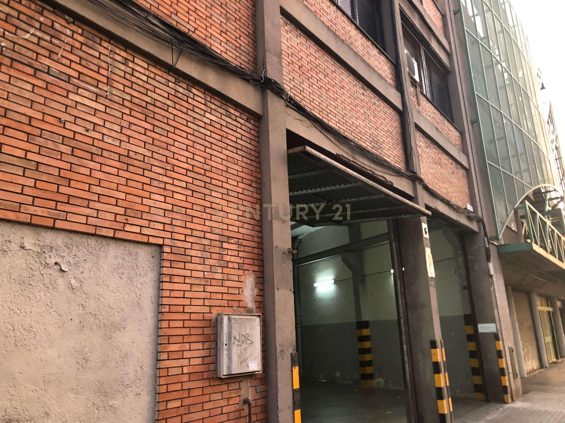 Propiedad comercial en Barcelona, España 9 dormitorios, 1076 m2 No. 166873
