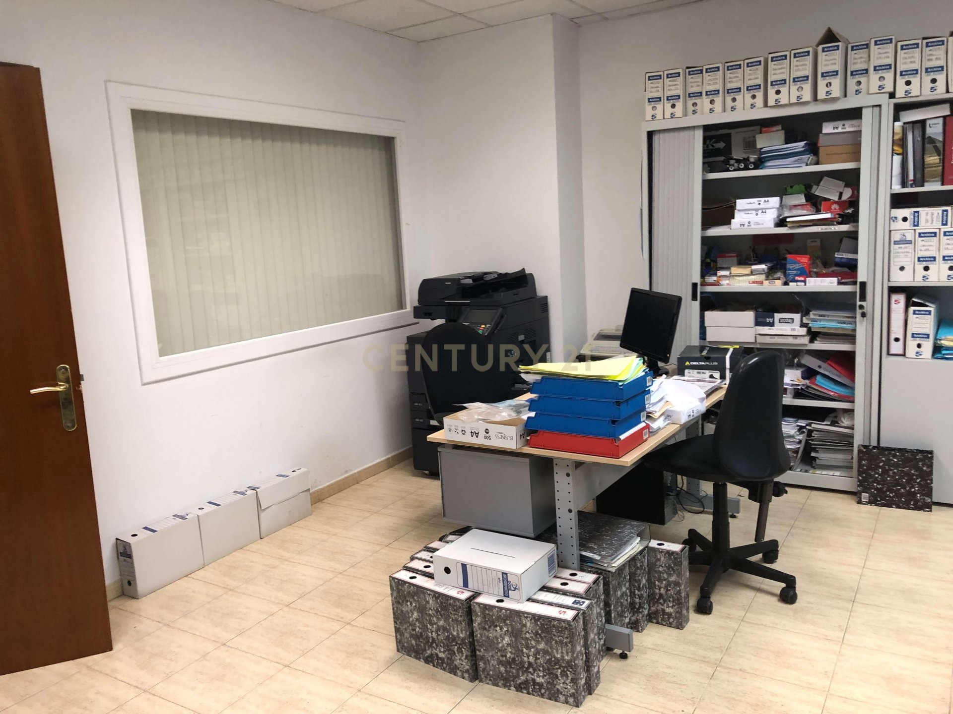 Propiedad comercial en Barcelona, España 9 dormitorios, 1076 m2 No. 166873