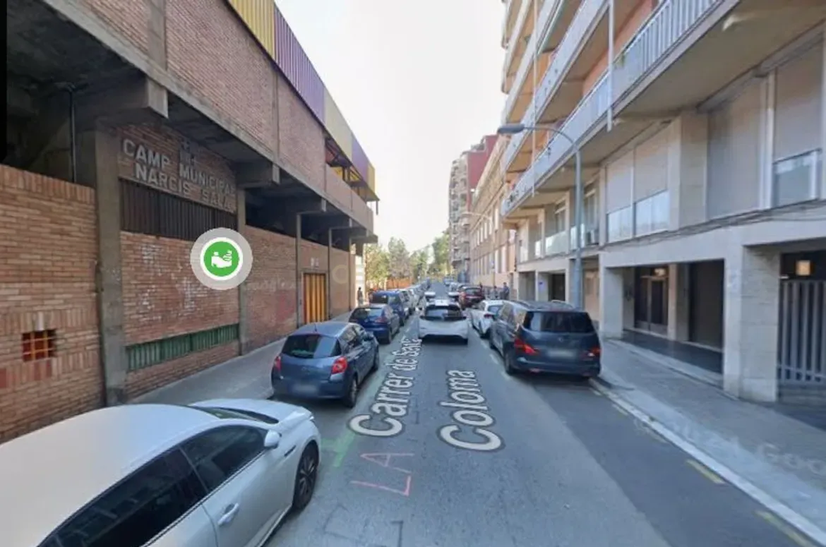 Apartment in Barcelona, Spain 3 bedrooms,  No. 166871