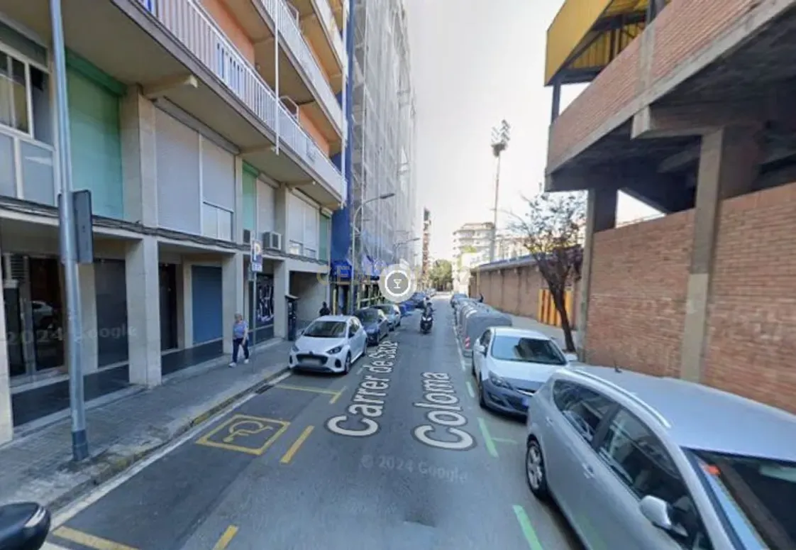 Apartment in Barcelona, Spain 3 bedrooms,  No. 166871