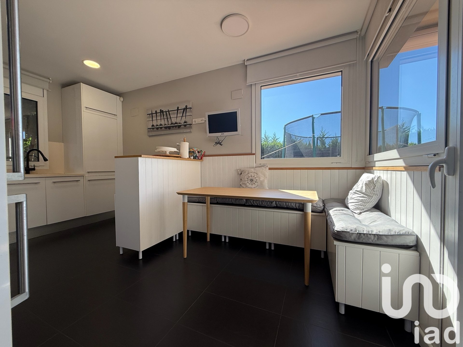 Apartament w Sant Vicenc De Montalt, Barcelona, Hiszpania 4 sypialnie, 371 mkw. nr 153141