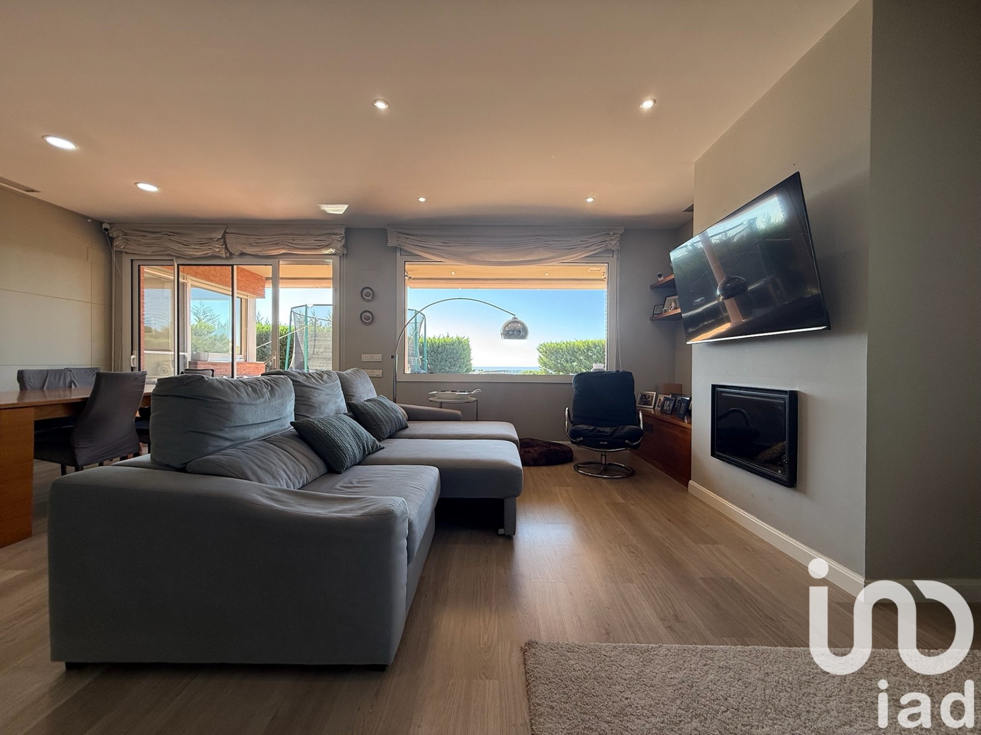 Apartament w Sant Vicenc De Montalt, Barcelona, Hiszpania 4 sypialnie, 371 mkw. nr 153141