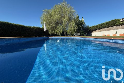 Wohnung in Sant Vicenc De Montalt, Barcelona, Spanien 4 Schlafzimmer, 371 m2 Nr. 153141