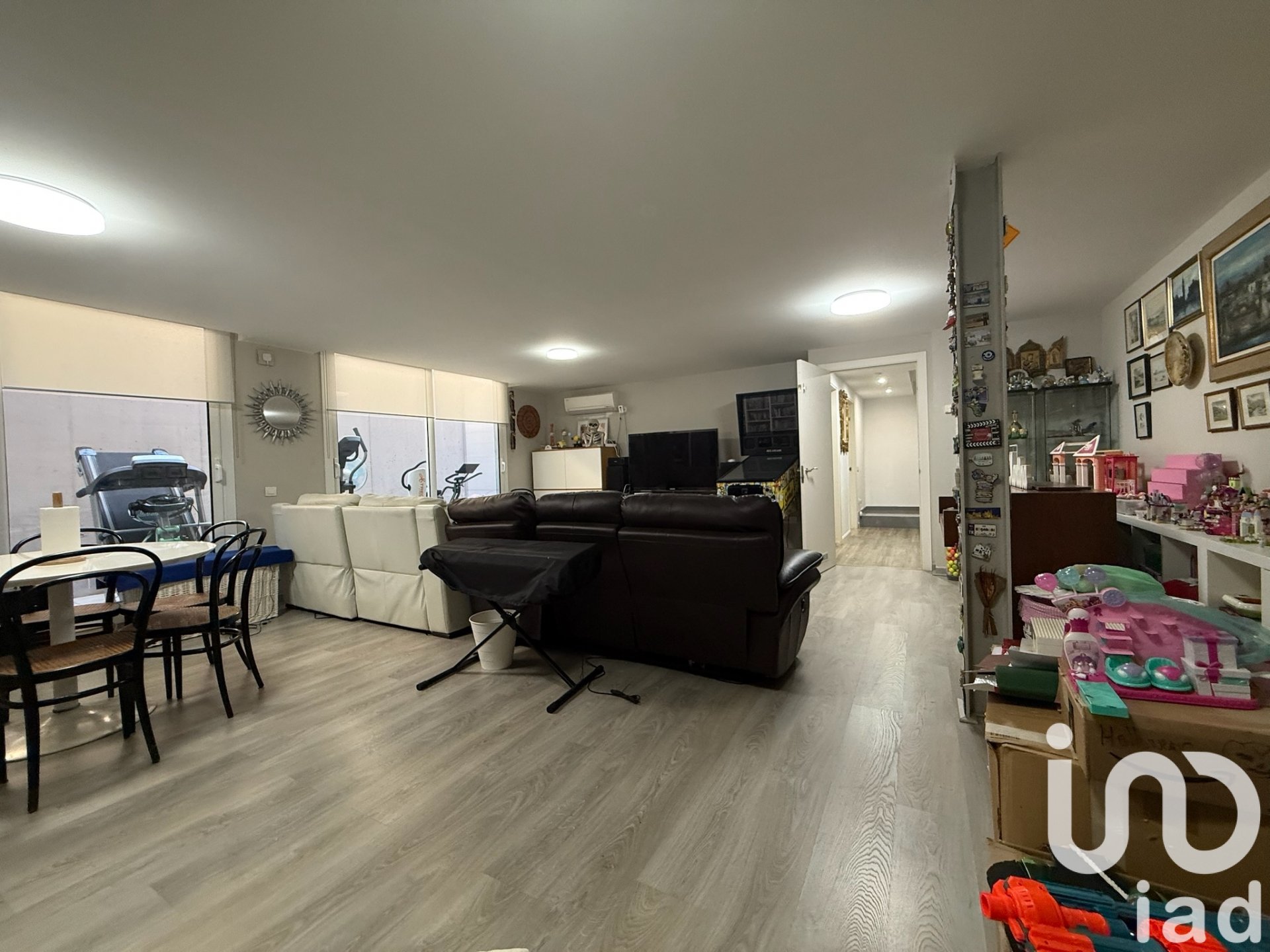 Apartament w Sant Vicenc De Montalt, Barcelona, Hiszpania 4 sypialnie, 371 mkw. nr 153141