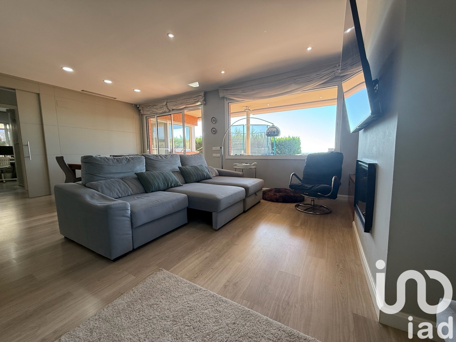Apartament w Sant Vicenc De Montalt, Barcelona, Hiszpania 4 sypialnie, 371 mkw. nr 153141