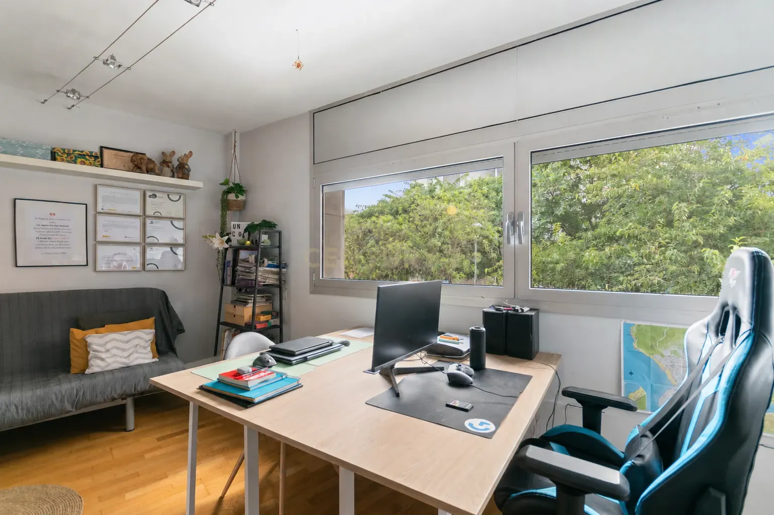 Appartamento a Santa Coloma de Gramenet, Barcelona, Spagna 4 camere da letto, 199 mq. N° 167060