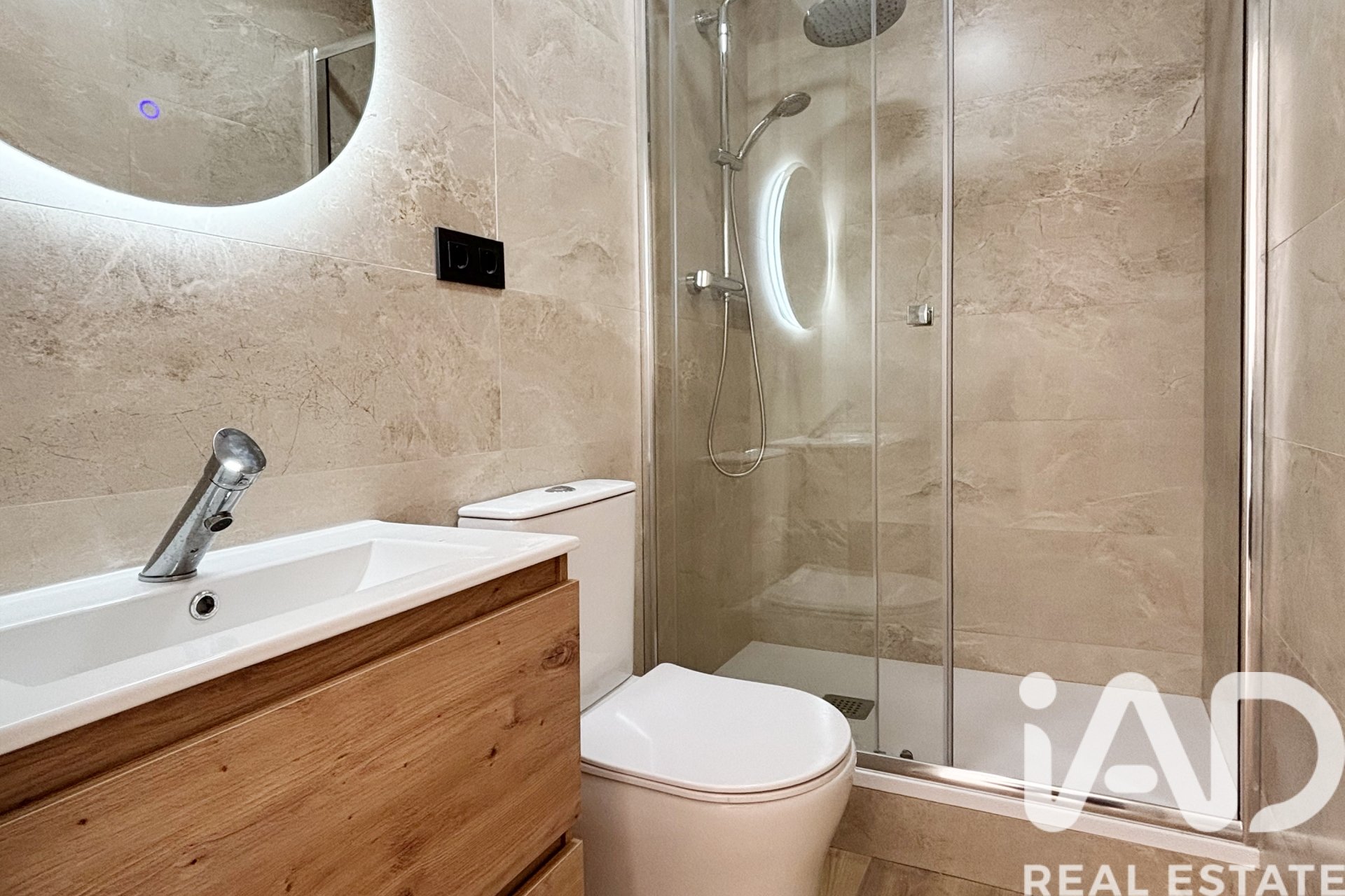 Appartamento a Tarragona, Spagna 4 camere da letto, 75 mq. N° 185179