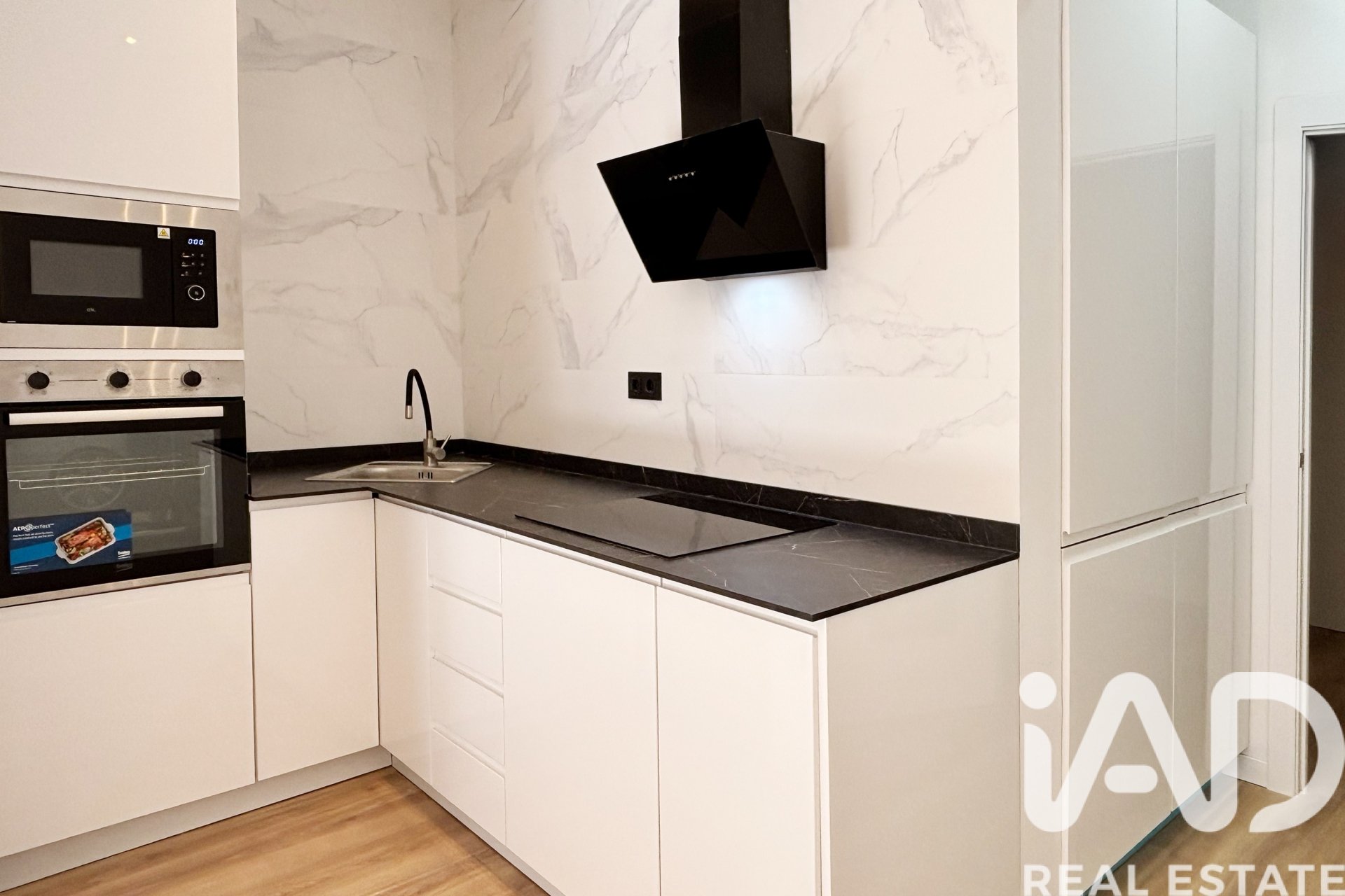 Appartamento a Tarragona, Spagna 4 camere da letto, 75 mq. N° 185179