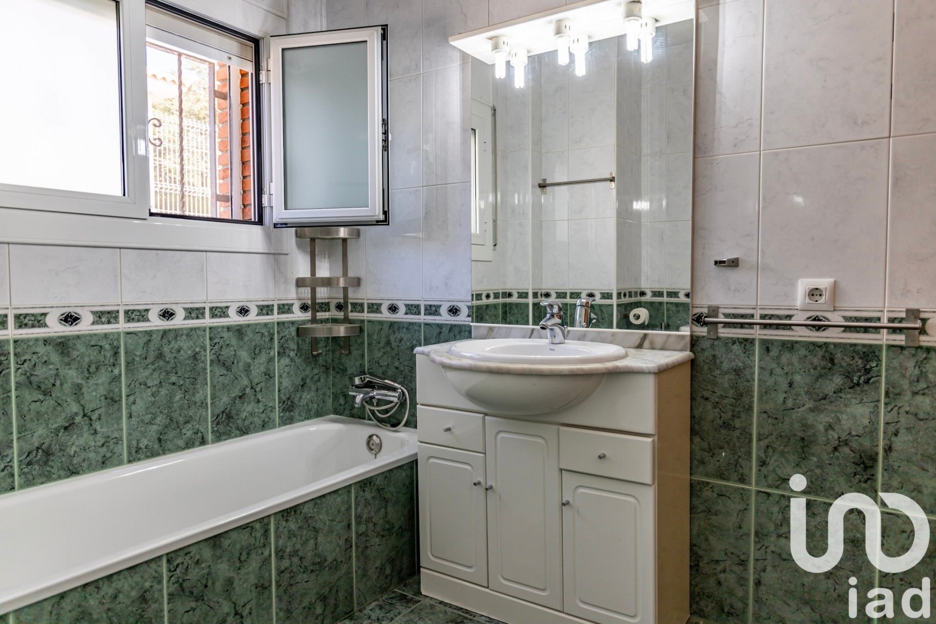 Casa a Argentona, Barcelona, Spagna 6 camere da letto, 510 mq. N° 153290