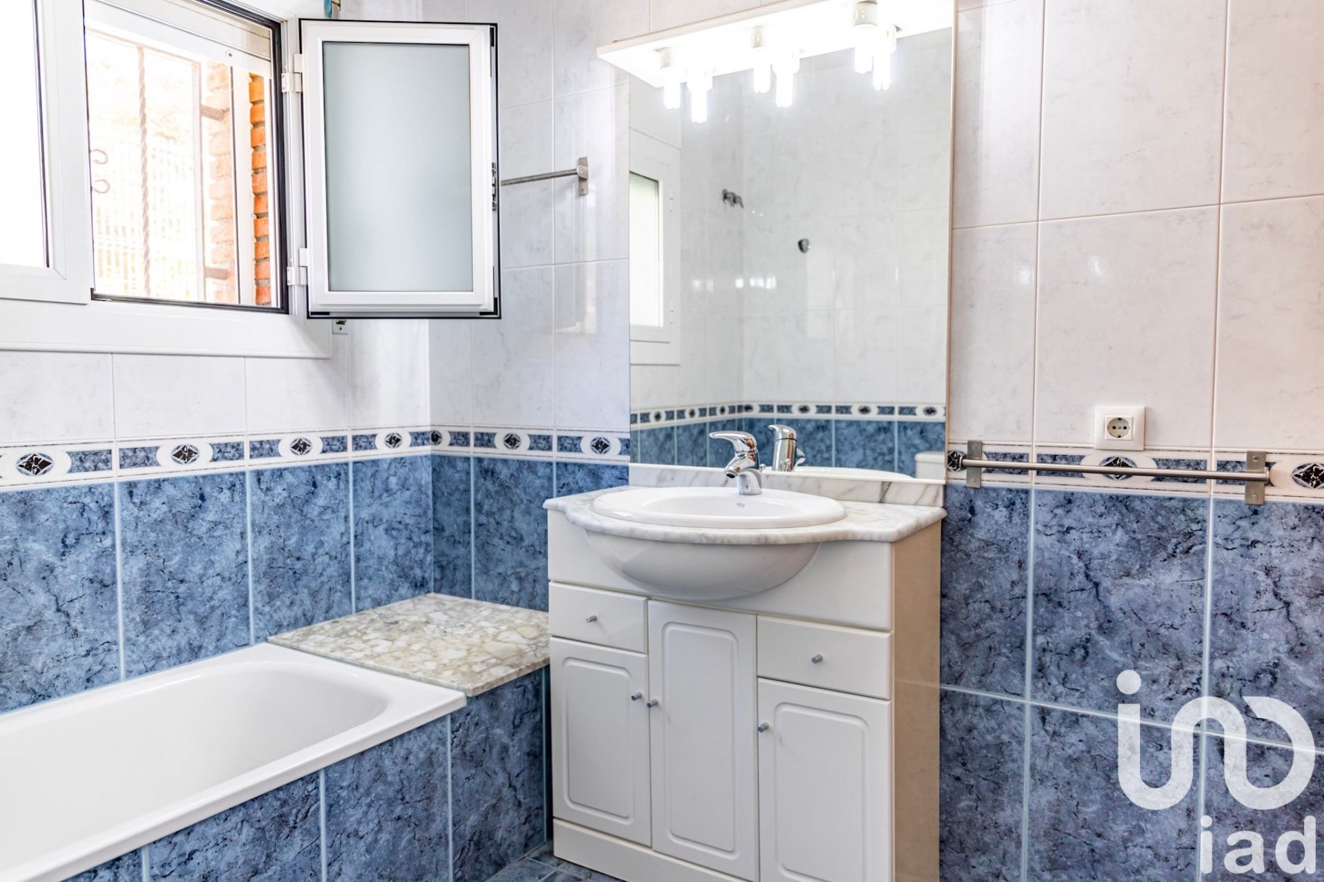 Casa a Argentona, Barcelona, Spagna 6 camere da letto, 510 mq. N° 153290