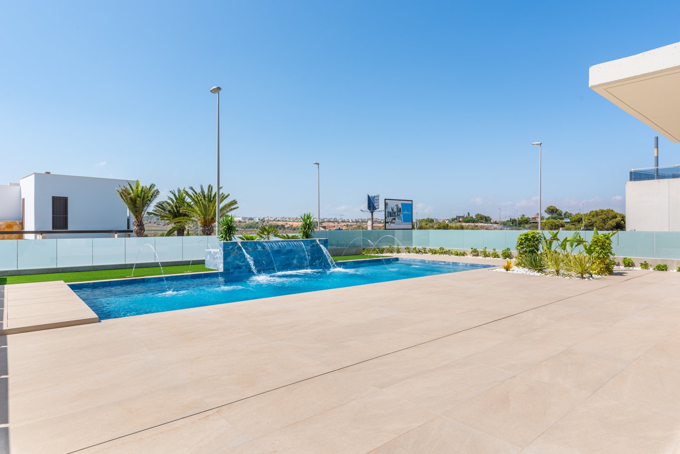 Villa a Dehesa De Campoamor, Alicante, Spagna 3 camere da letto, 242 mq. N° 154466