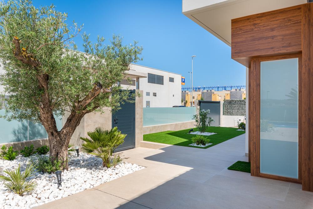 Villa a Dehesa De Campoamor, Alicante, Spagna 3 camere da letto, 242 mq. N° 154466