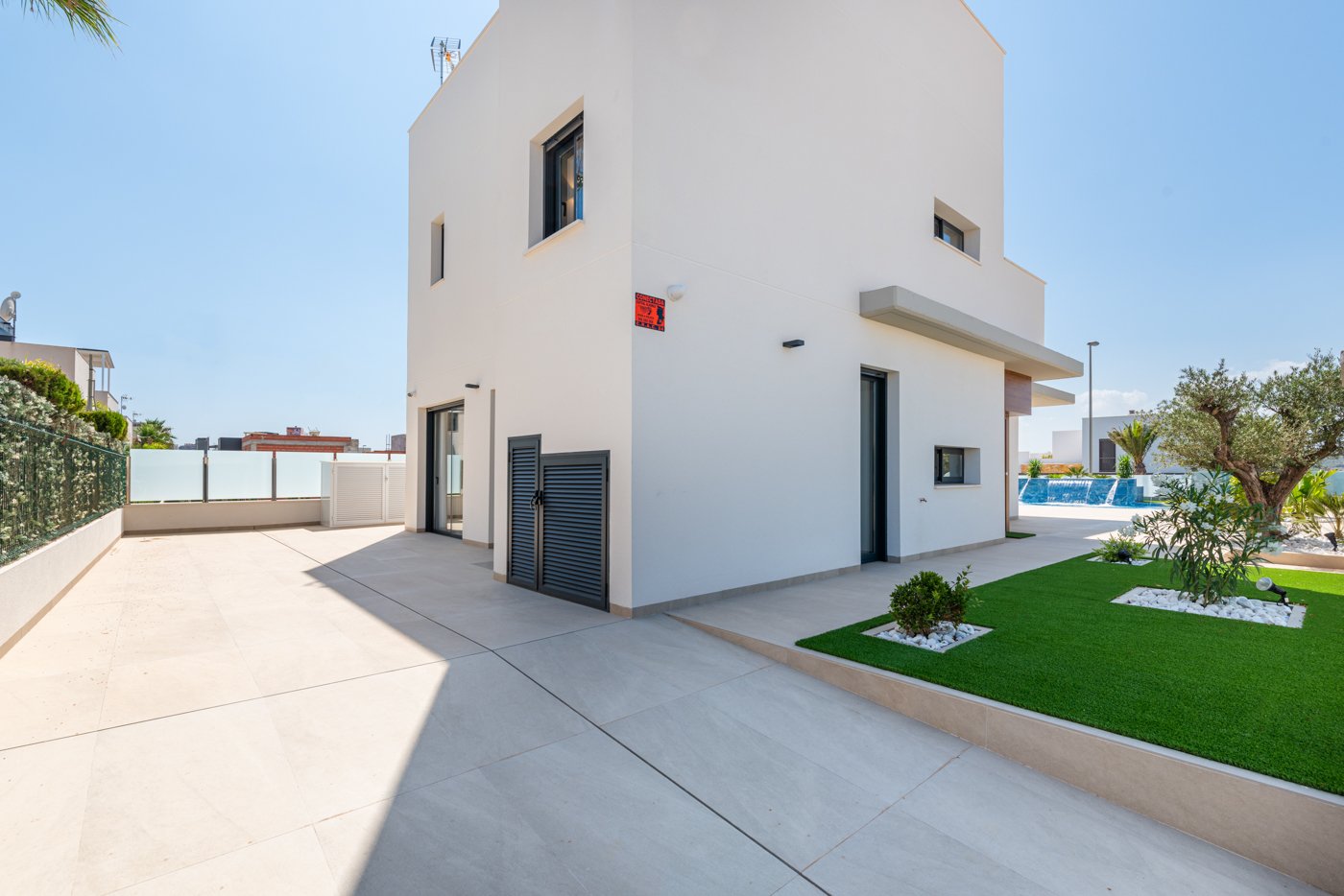 Villa a Dehesa De Campoamor, Alicante, Spagna 3 camere da letto, 242 mq. N° 154466