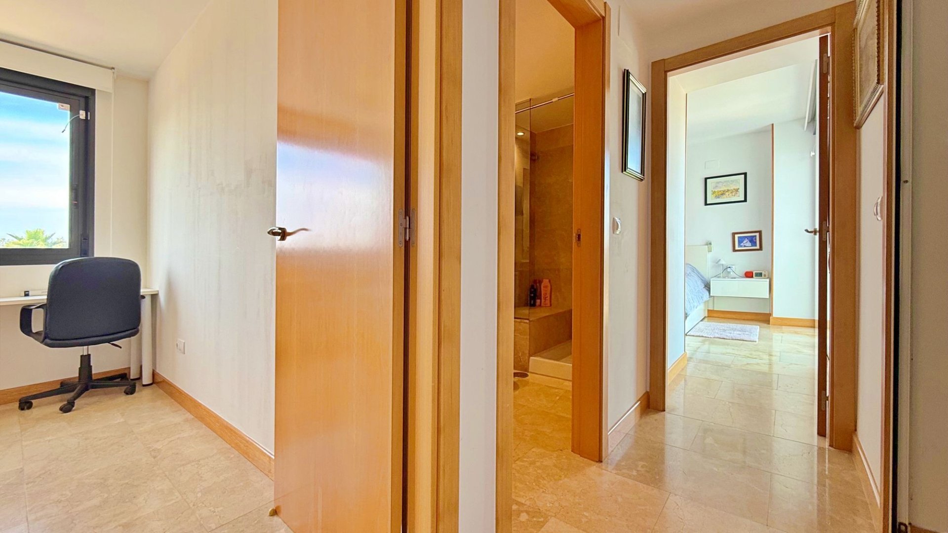 Квартира в Дехеса де Кампоамор, Аликанте, Испания 2 спальни, 87м2 №154464