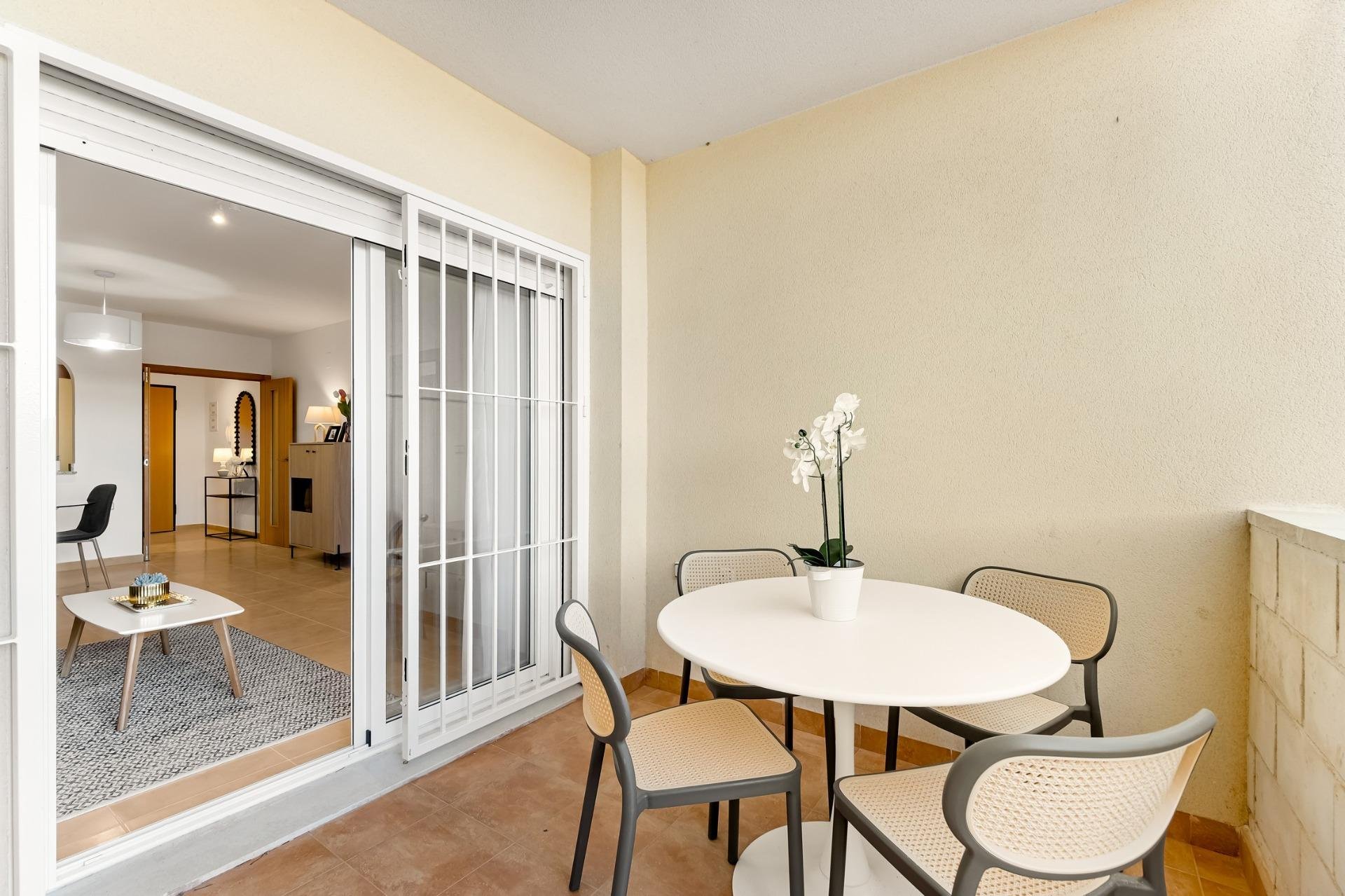 Appartamento a Cabo Roig, Alicante, Spagna 2 camere da letto, 69 mq. N° 154462