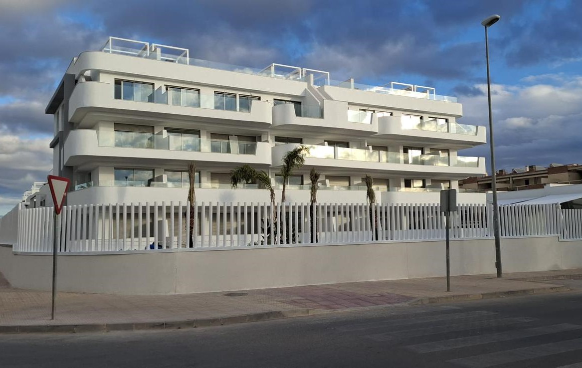 Lägenhet i Cabo Roig, Alicante, Spanien 2 sovrum, 75 kvm. Nr. 154463