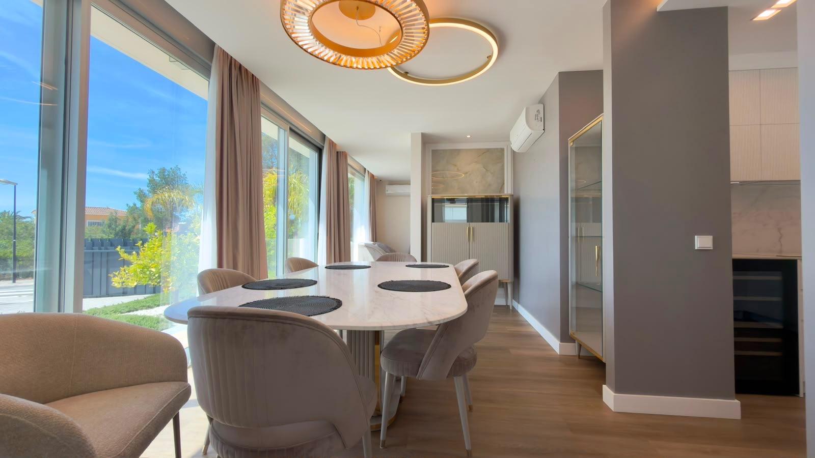 Villa à La Nucia, Alicante, Espagne 4 chambres, 200 m2 No. 168360