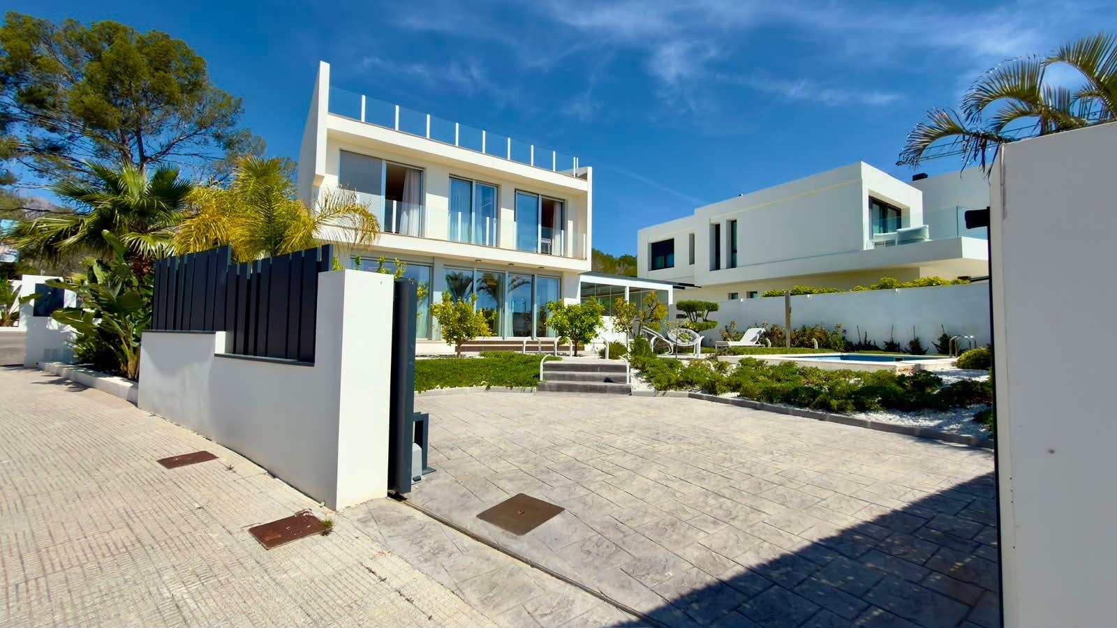 Villa à La Nucia, Alicante, Espagne 4 chambres, 200 m2 No. 168360