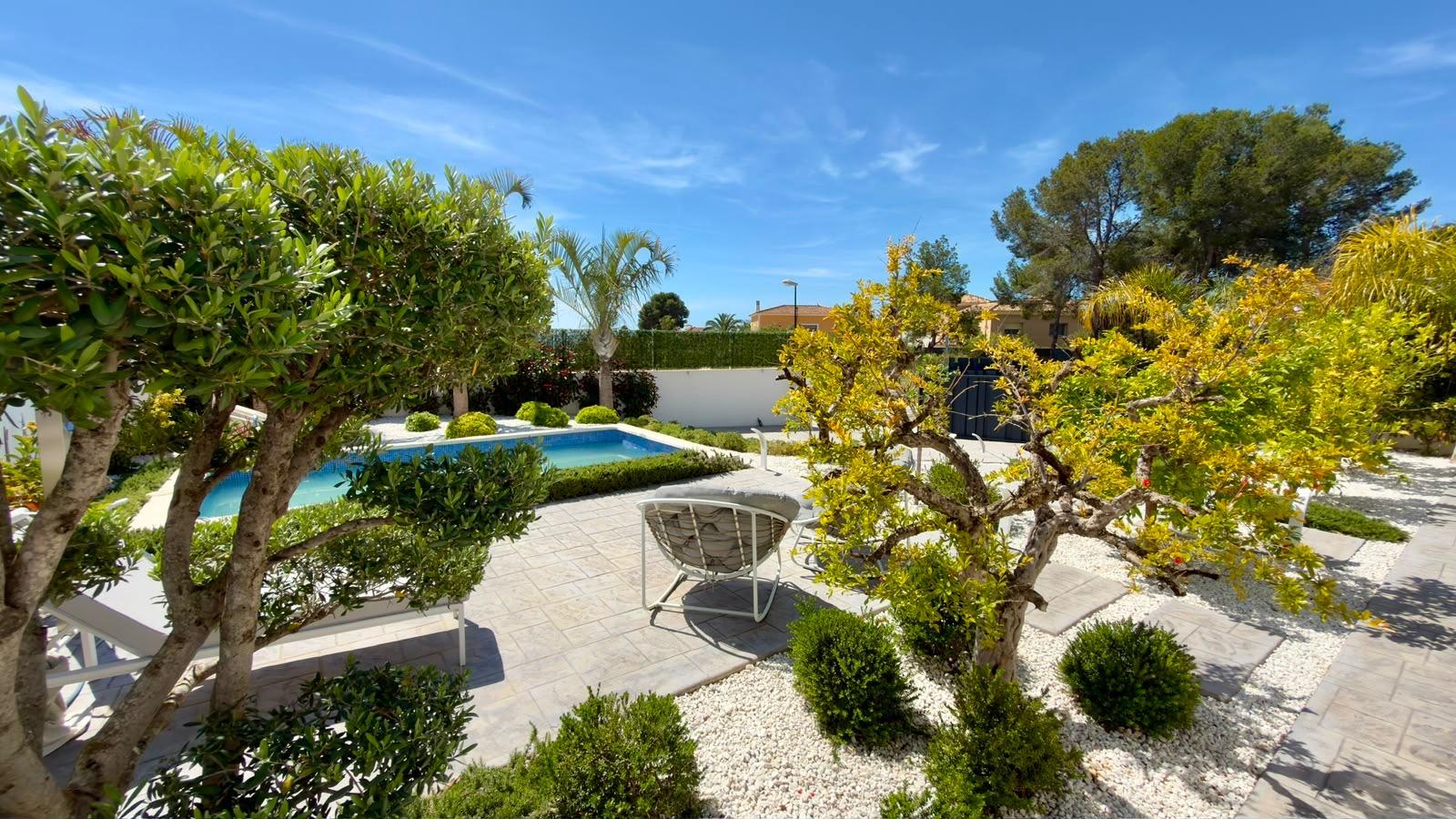 Villa à La Nucia, Alicante, Espagne 4 chambres, 200 m2 No. 168360