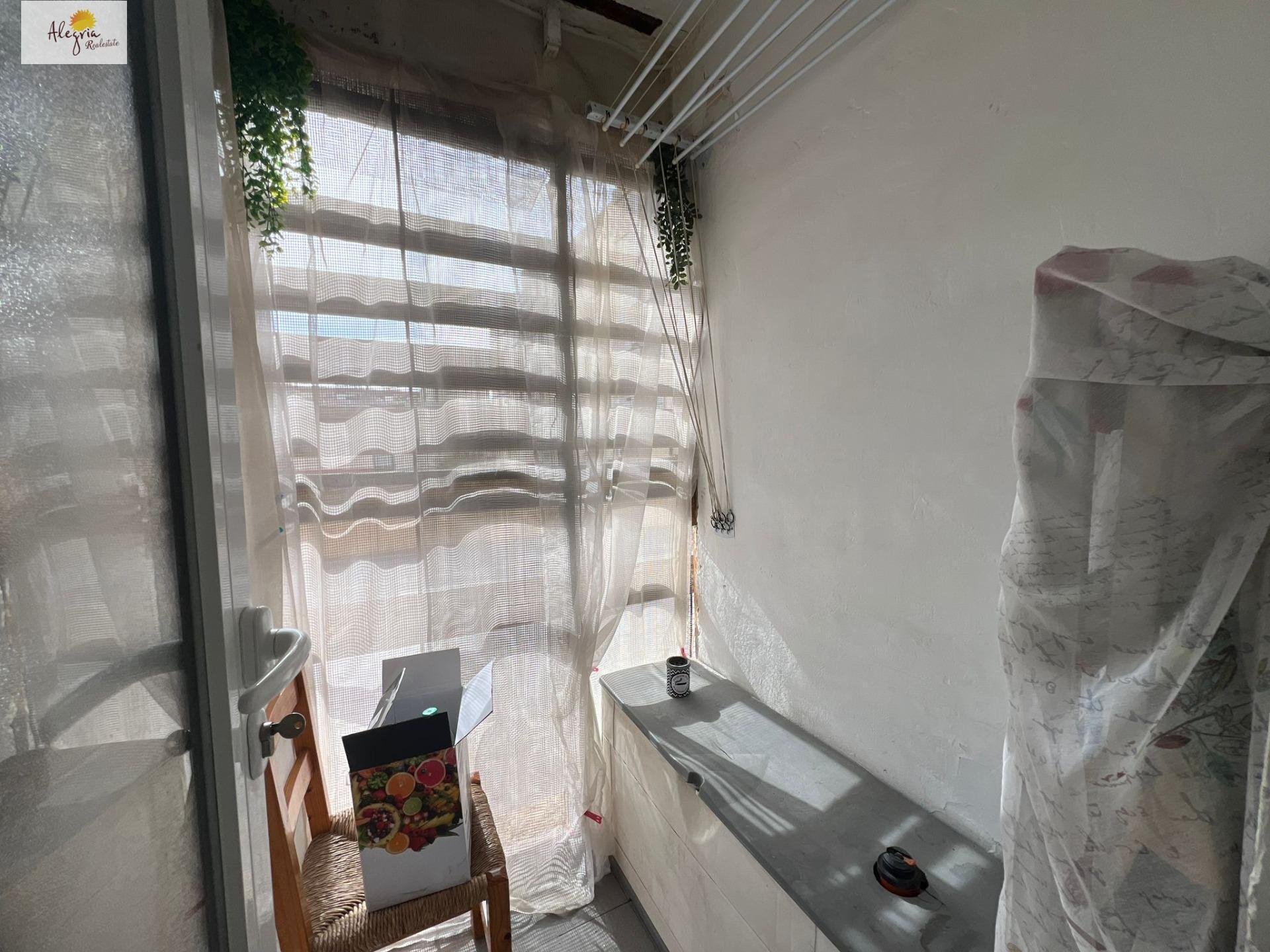 Wohnung in Valencia, Spanien 1 Schlafzimmer, 76 m2 Nr. 167768