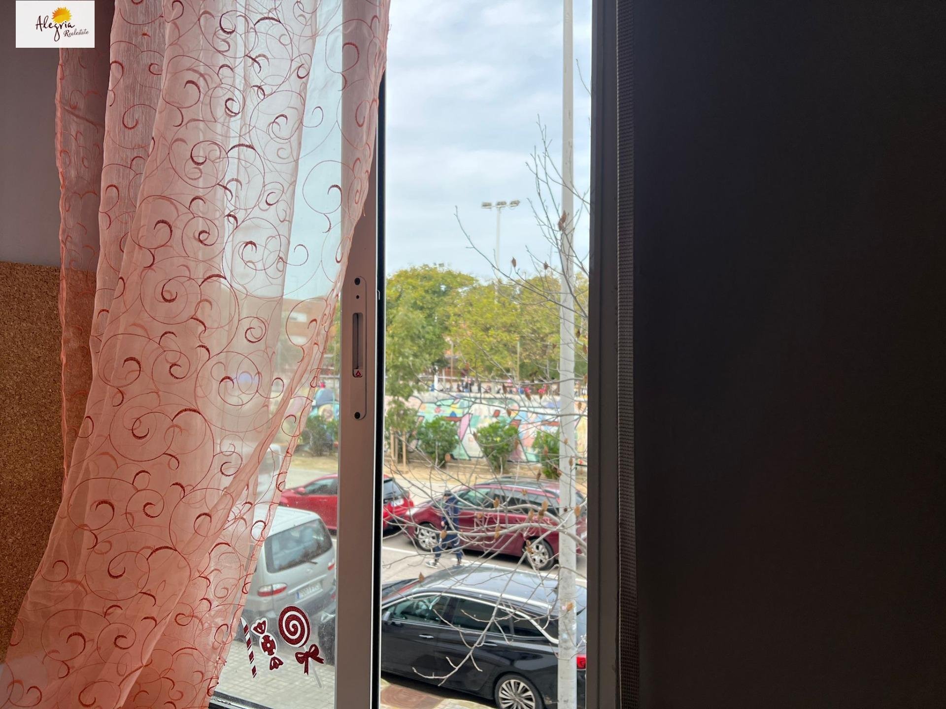 Wohnung in Valencia, Spanien 1 Schlafzimmer, 76 m2 Nr. 167768