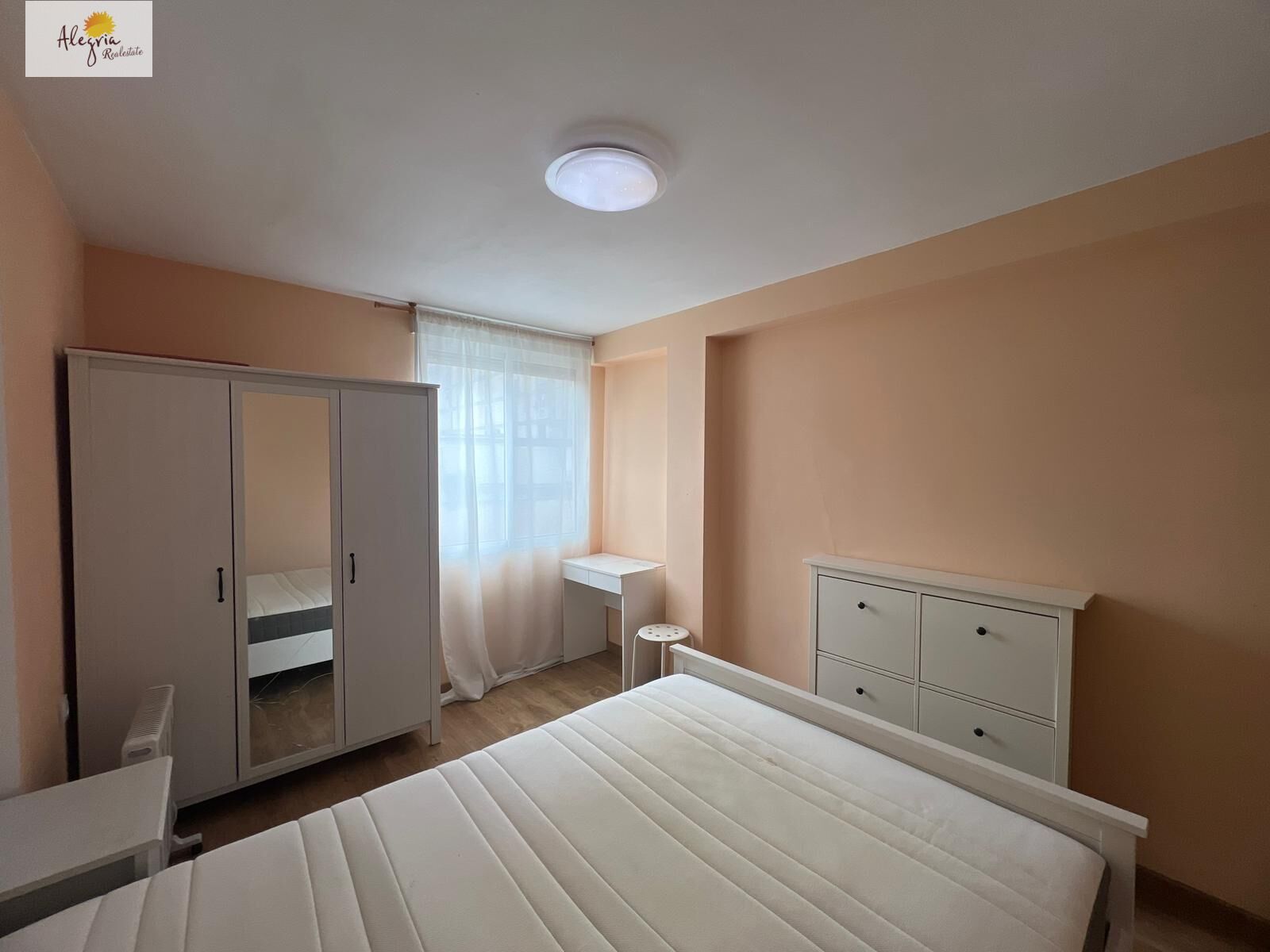 Wohnung in Valencia, Spanien 1 Schlafzimmer, 76 m2 Nr. 167768
