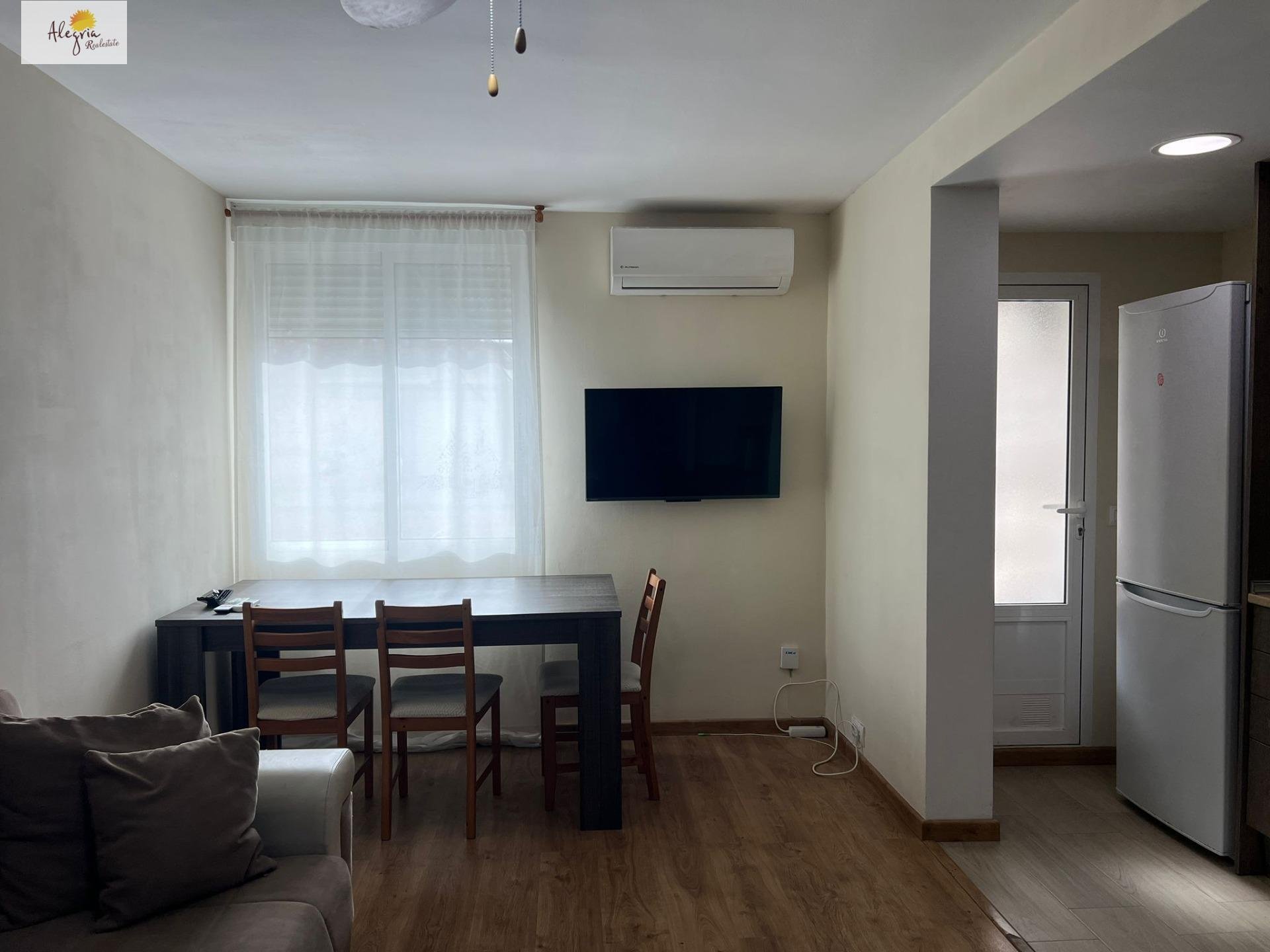 Wohnung in Valencia, Spanien 1 Schlafzimmer, 76 m2 Nr. 167768