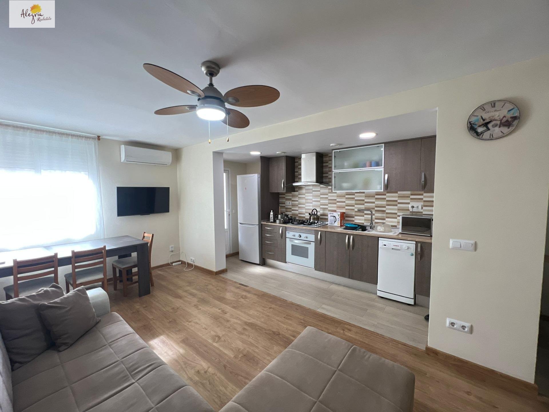 Wohnung in Valencia, Spanien 1 Schlafzimmer, 76 m2 Nr. 167768