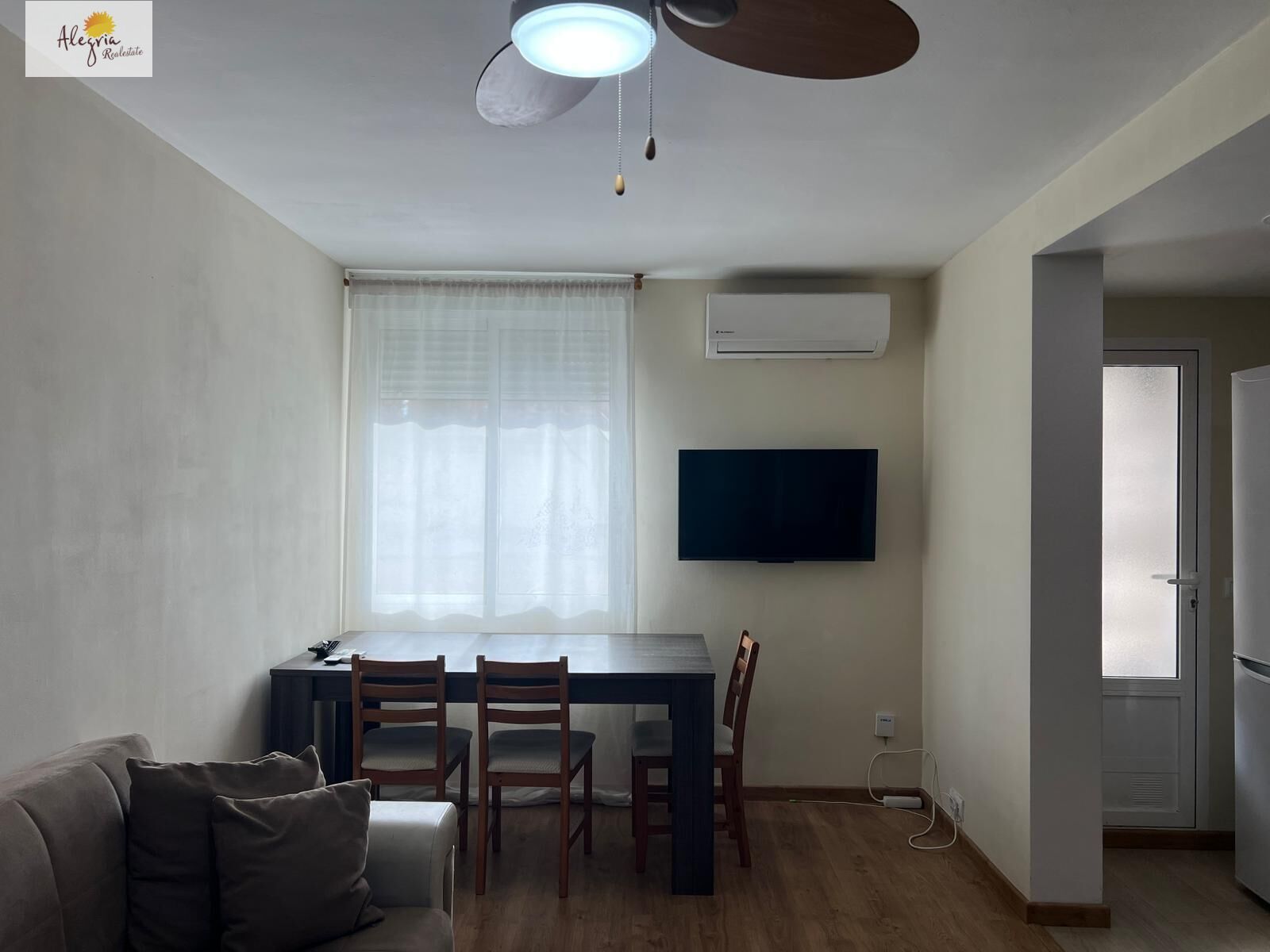Wohnung in Valencia, Spanien 1 Schlafzimmer, 76 m2 Nr. 167768