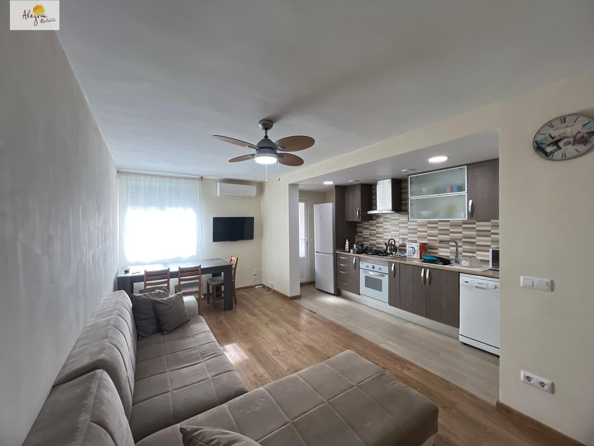Wohnung in Valencia, Spanien 1 Schlafzimmer, 76 m2 Nr. 167768