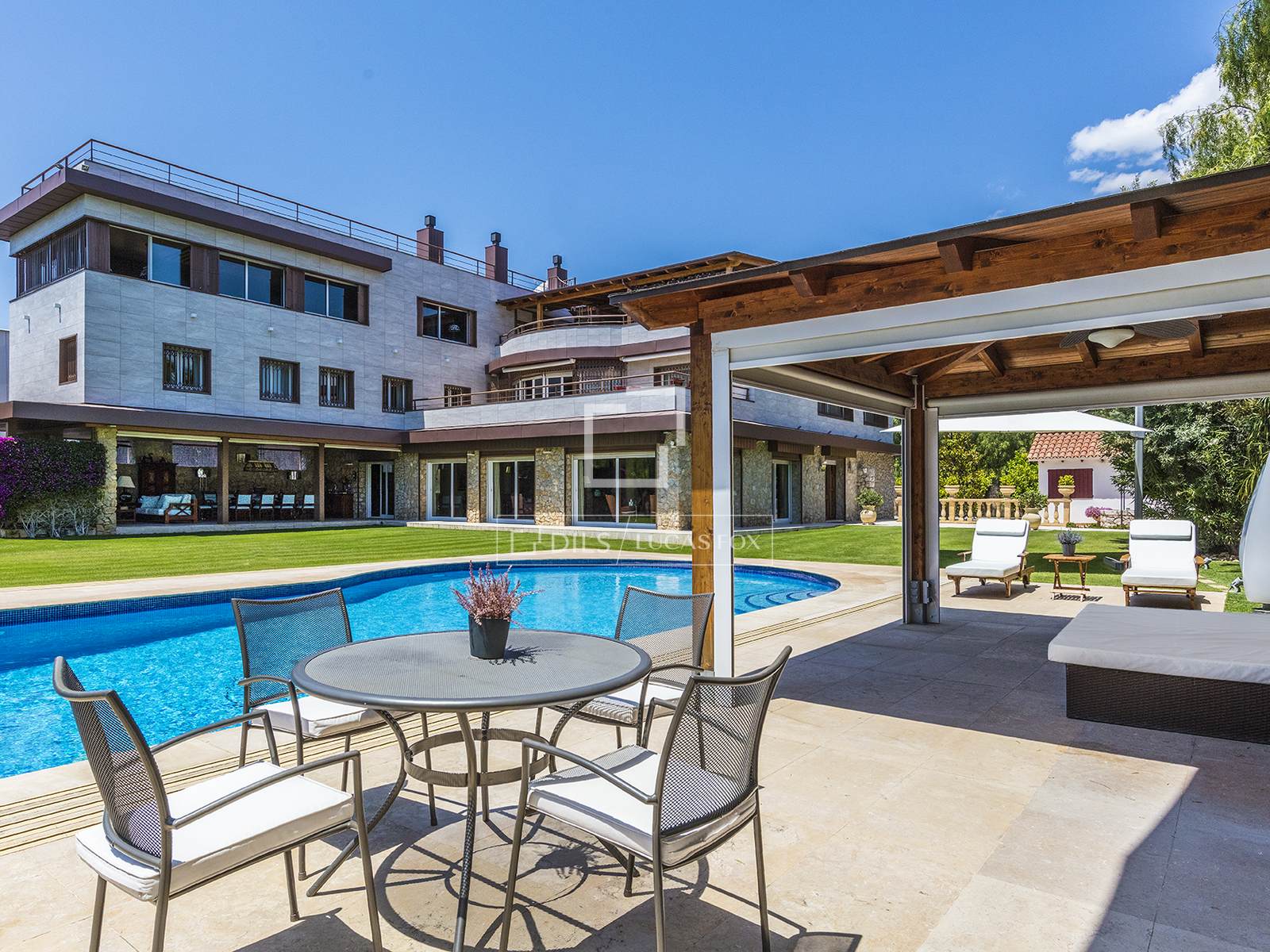 Villa à Sitges, Barcelona, Espagne 8 chambres, 905 m2 No. 164888