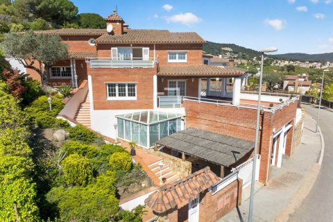 Villa in Argentona, Barcelona, Spanien 5 Schlafzimmer, 560 m2 Nr. 164893
