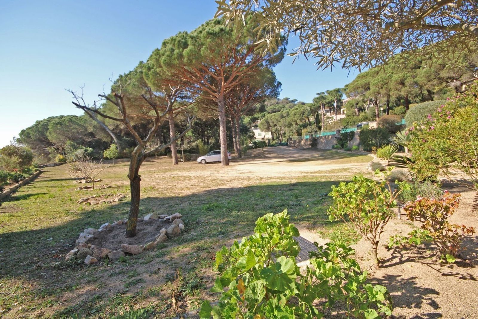 Hus i Lloret de Mar, Girona, Spanien 4 sovrum, 350 kvm. Nr. 168484