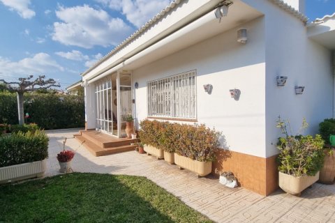 Apartment in Mont-roig del Camp, Tarragona, Spain 5 bedrooms, 202 sq.m. No. 195806