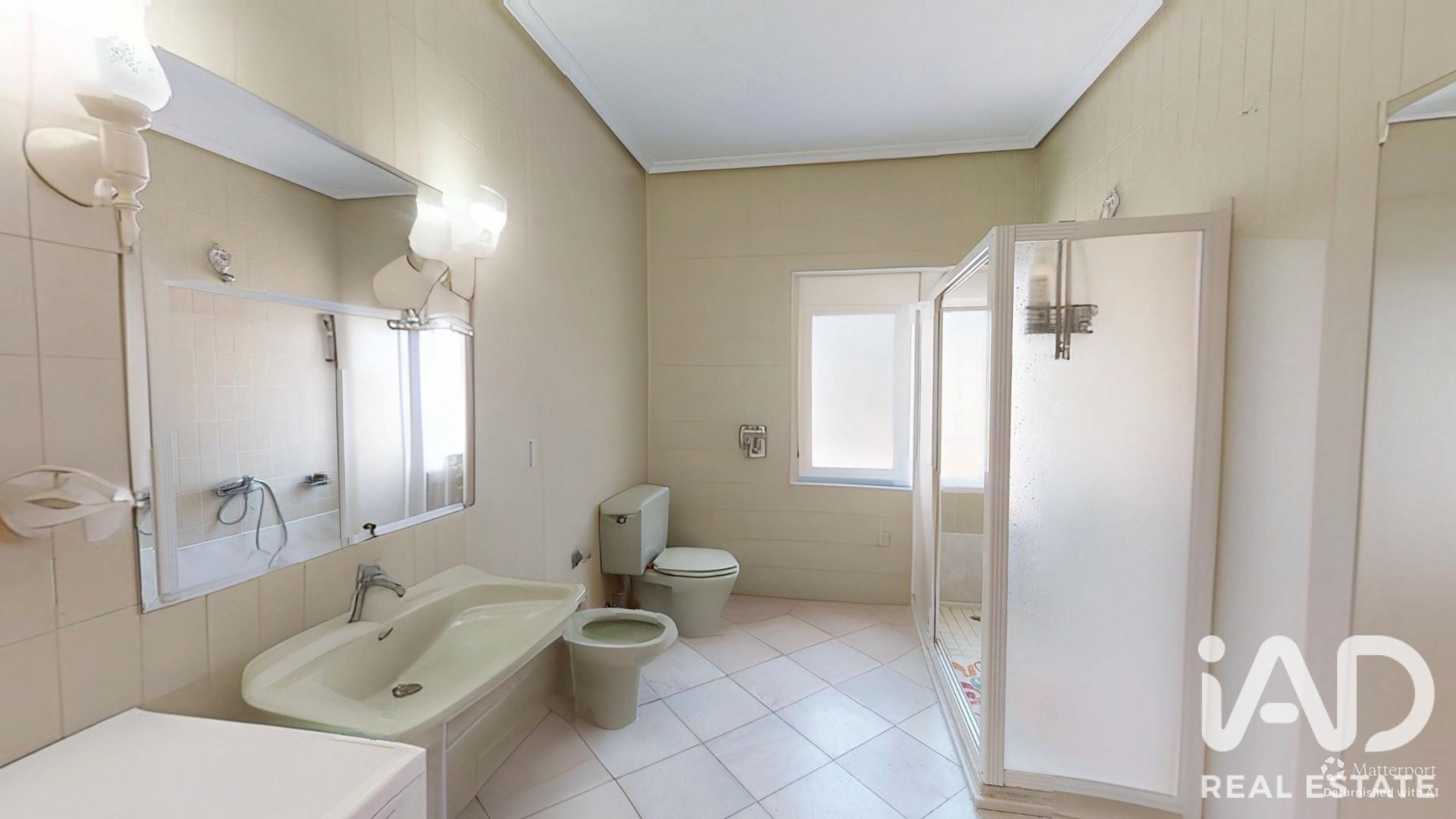 Talo Cordoba, Espanja 5 makuuhuonetta, 347 m2 No. 195805
