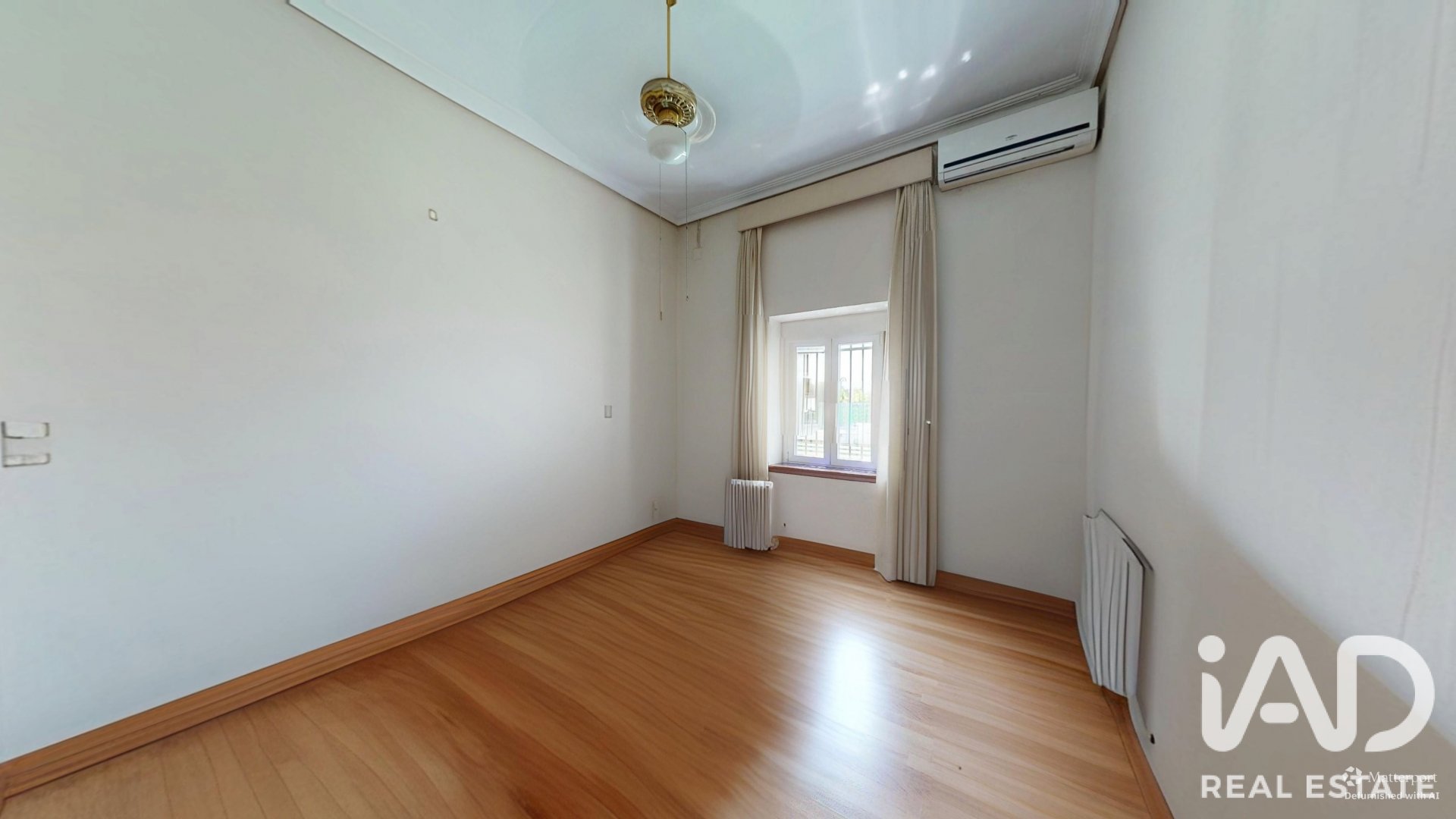 Talo Cordoba, Espanja 5 makuuhuonetta, 347 m2 No. 195805