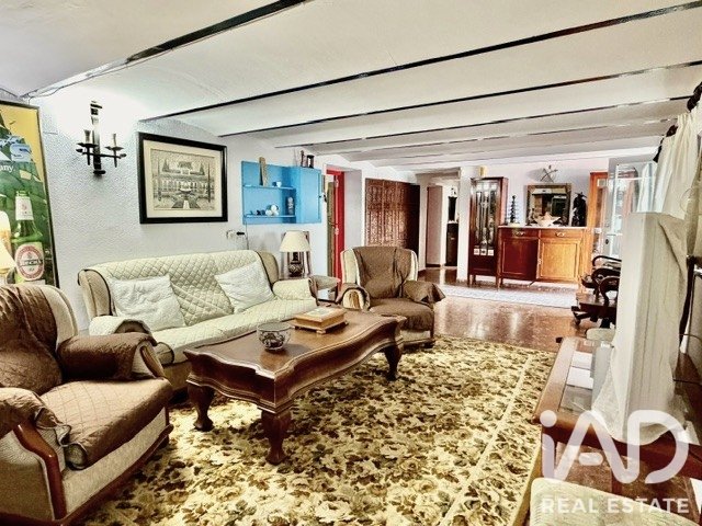 Talo Cordoba, Espanja 5 makuuhuonetta, 347 m2 No. 195805