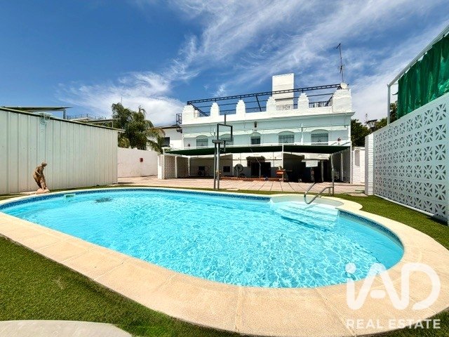 Talo Cordoba, Espanja 5 makuuhuonetta, 347 m2 No. 195805