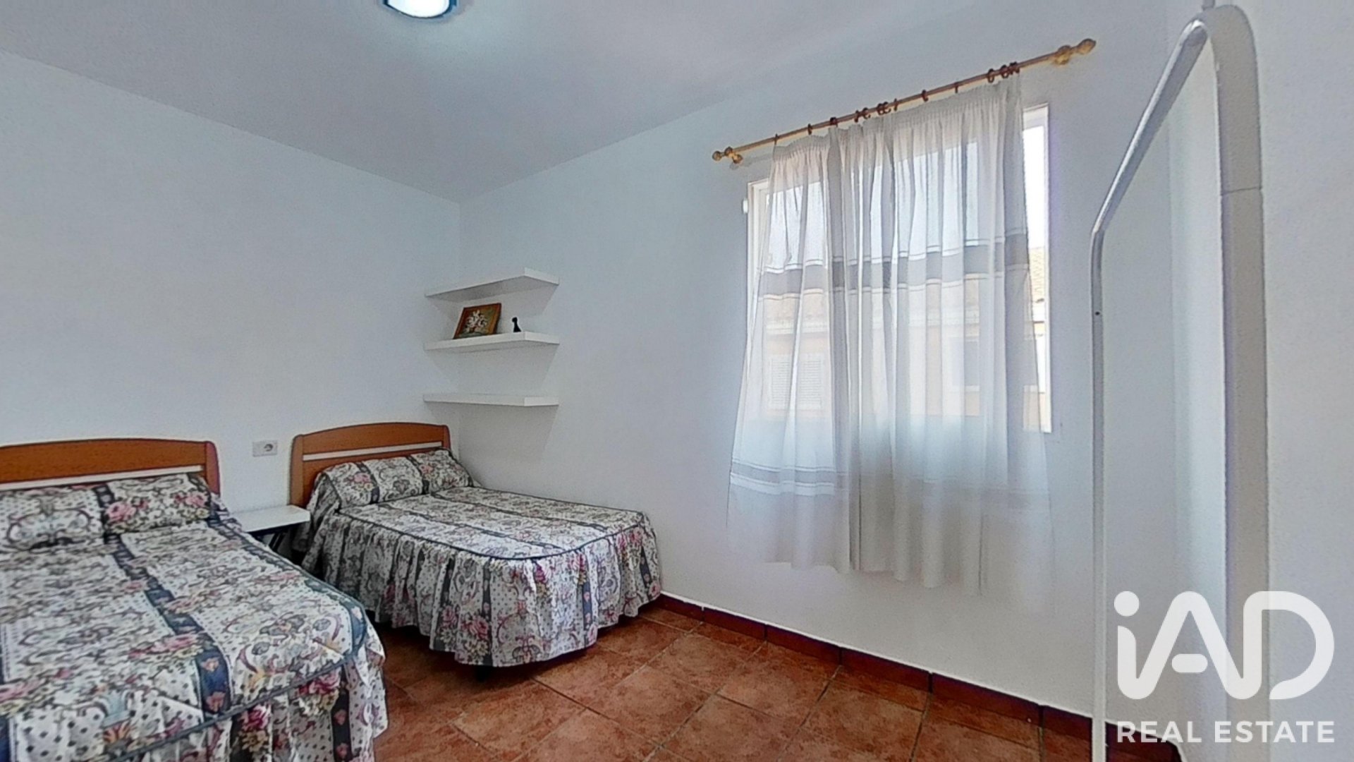 Kaupunkipientalo Moncofa, Castellon, Espanja 3 makuuhuonetta, 164 m2 No. 195801