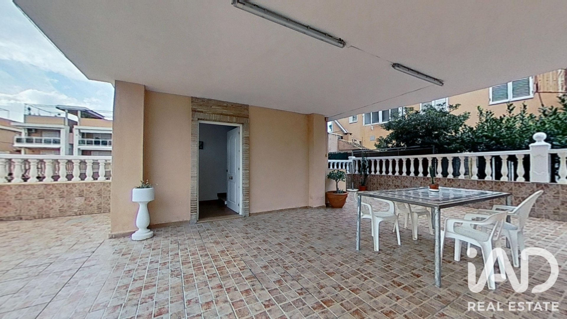 Kaupunkipientalo Moncofa, Castellon, Espanja 3 makuuhuonetta, 164 m2 No. 195801