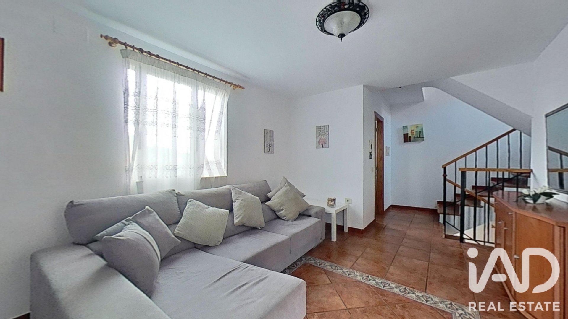 Kaupunkipientalo Moncofa, Castellon, Espanja 3 makuuhuonetta, 164 m2 No. 195801