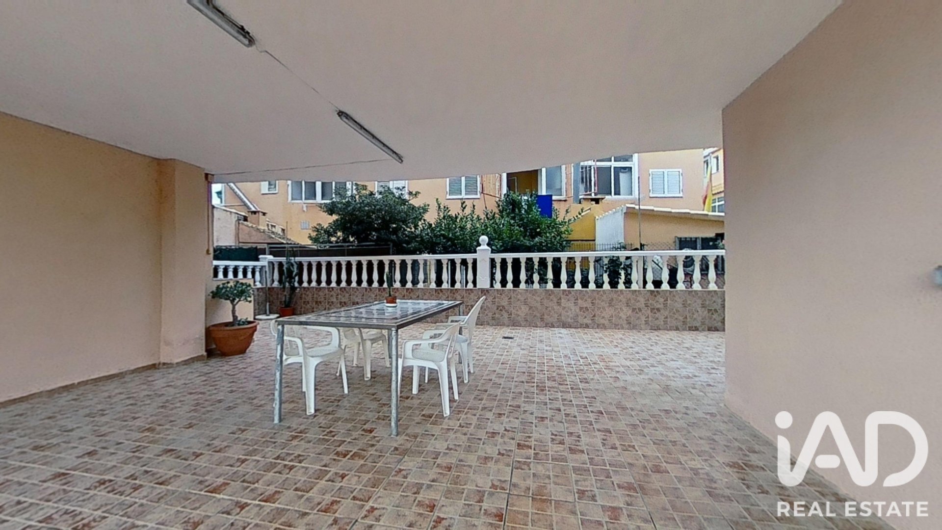 Kaupunkipientalo Moncofa, Castellon, Espanja 3 makuuhuonetta, 164 m2 No. 195801