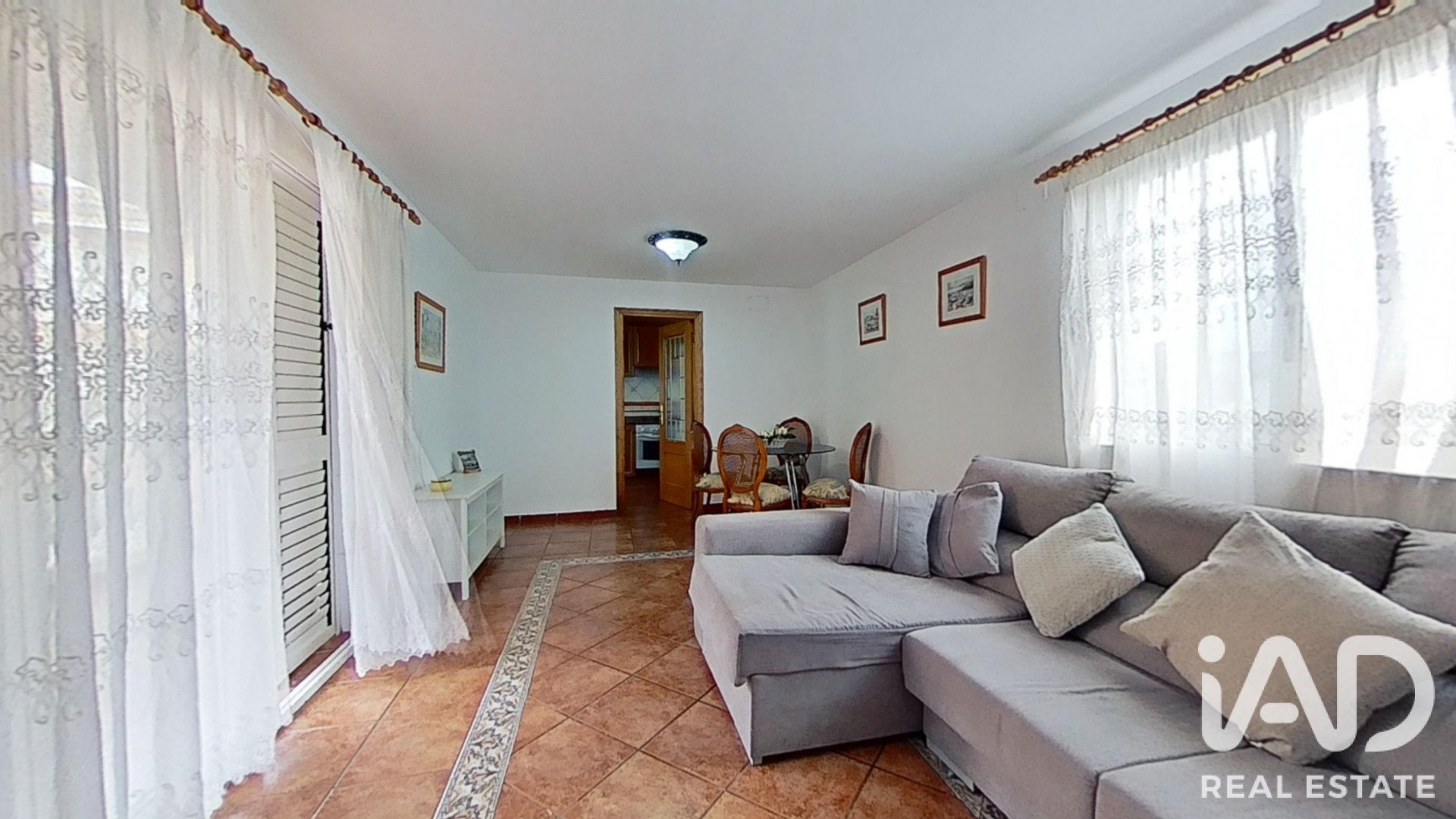Kaupunkipientalo Moncofa, Castellon, Espanja 3 makuuhuonetta, 164 m2 No. 195801