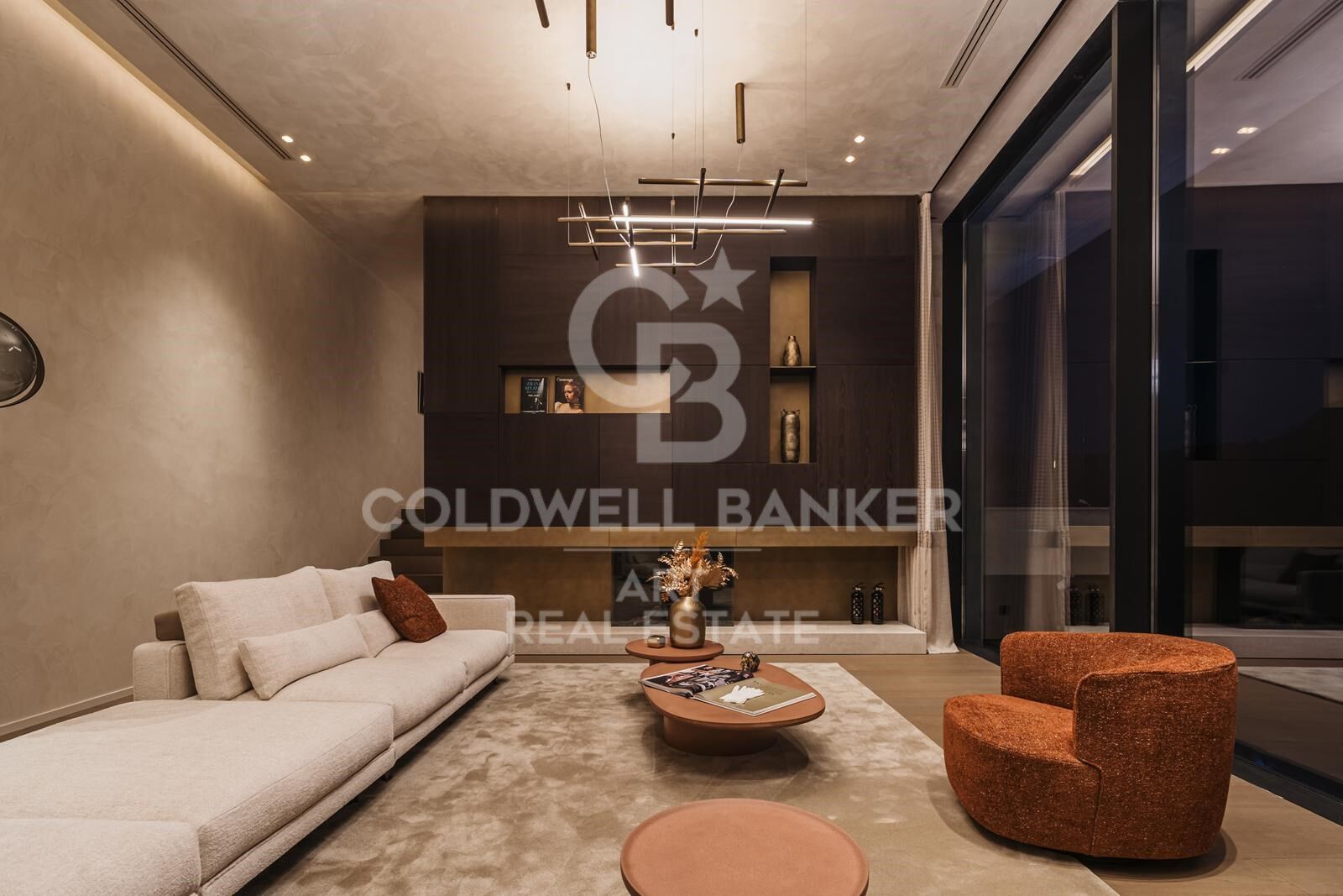 Villa i Benahavis, Malaga, Spanien 7 sovrum, 1100 kvm. Nr. 157627