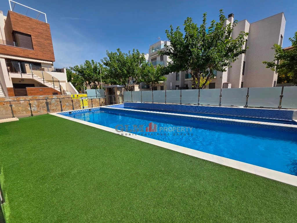 Huoneisto Los Alcazares, Murcia, Espanja 3 makuuhuonetta,  No. 193413