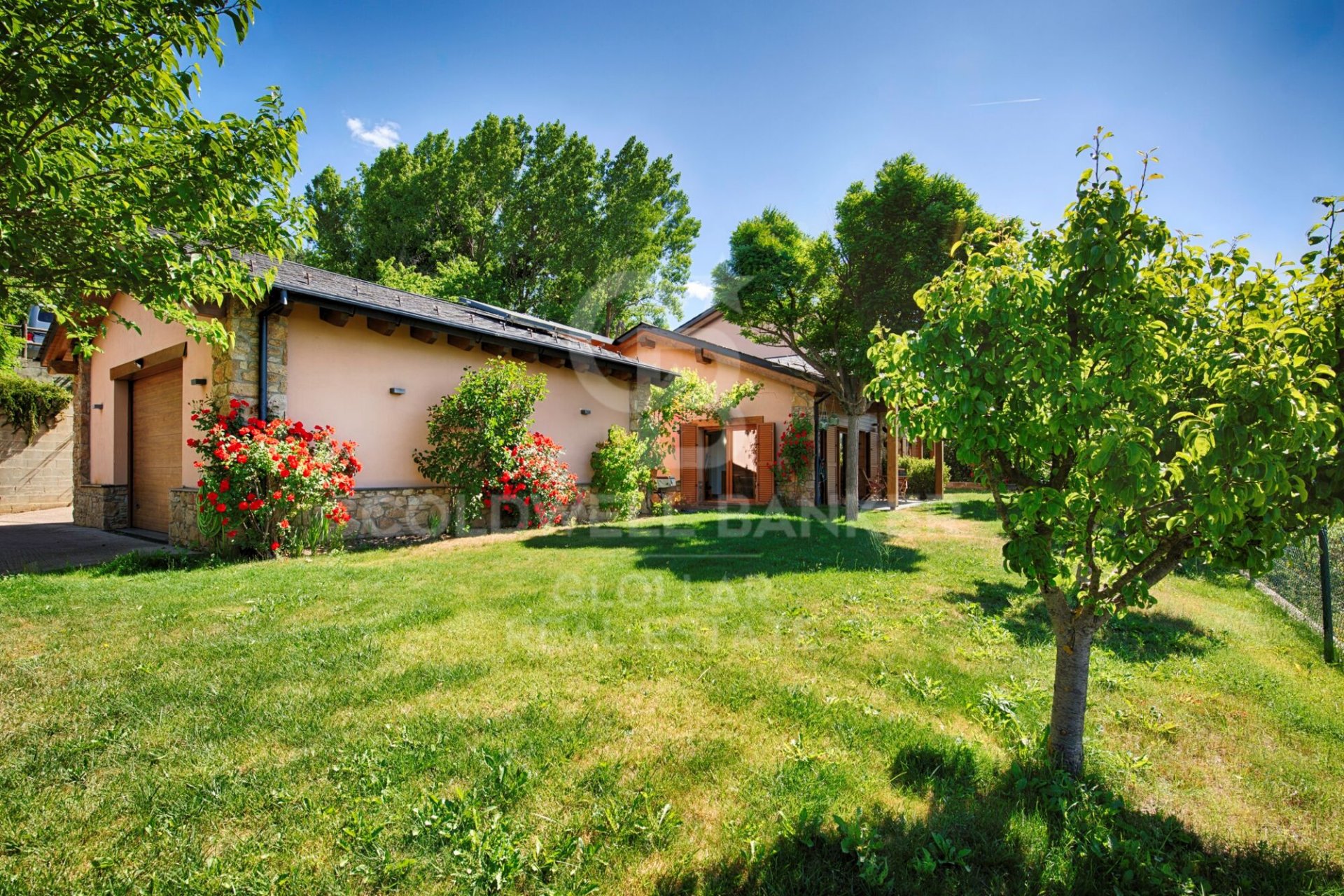 House in Spanien 4 Schlafzimmer, 300 m2 Nr. 178387