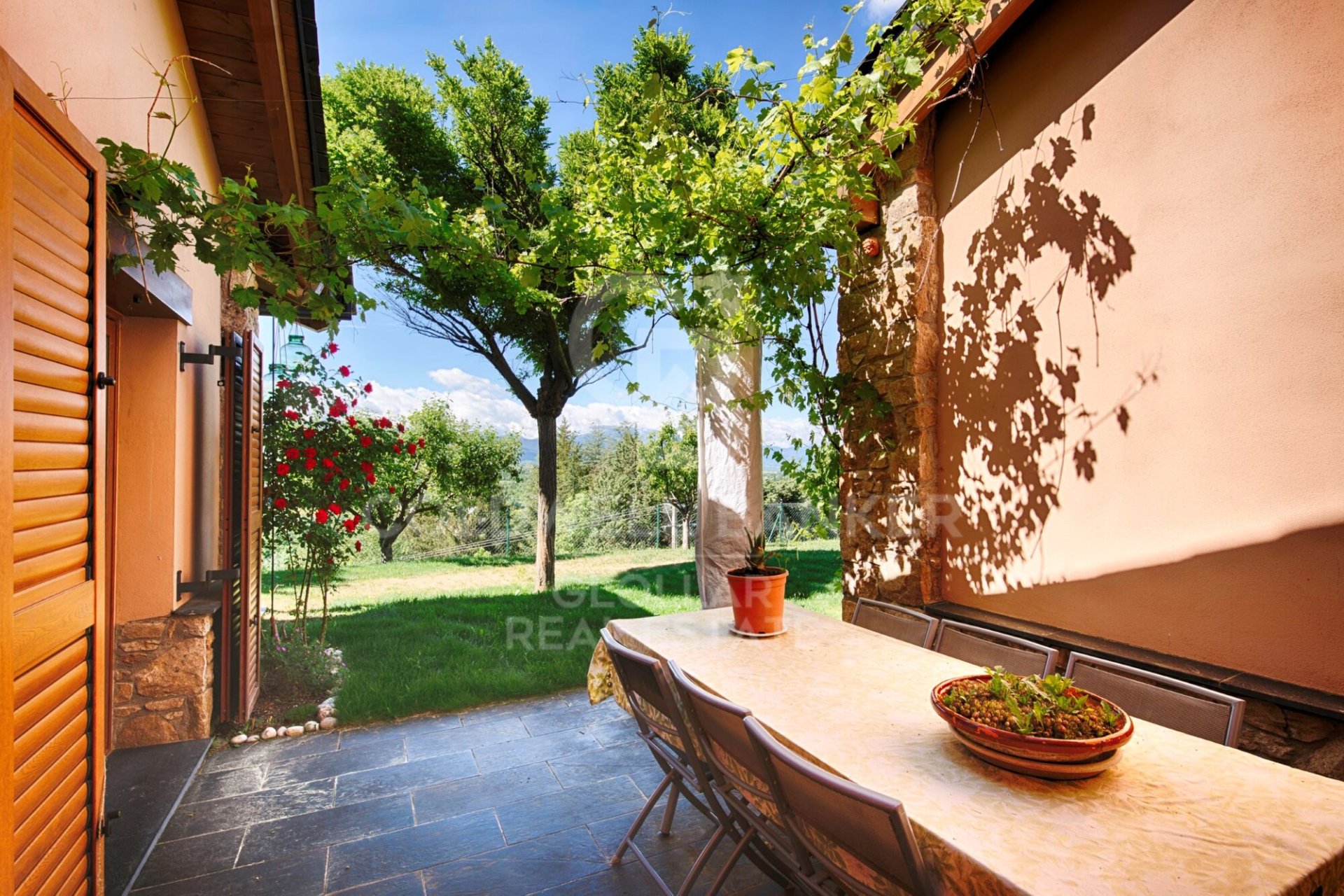 House in Spanien 4 Schlafzimmer, 300 m2 Nr. 178387