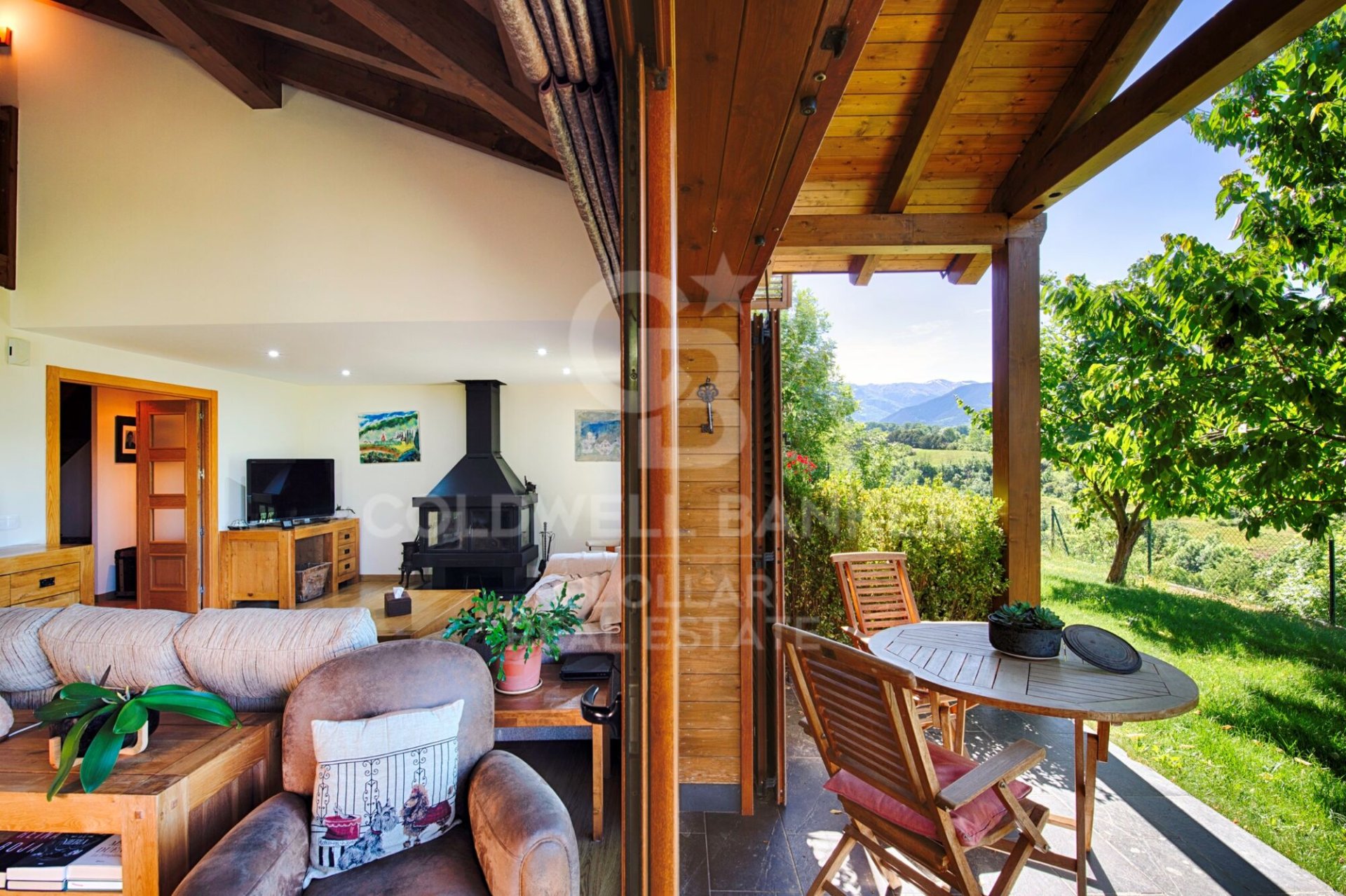 House in Spanien 4 Schlafzimmer, 300 m2 Nr. 178387