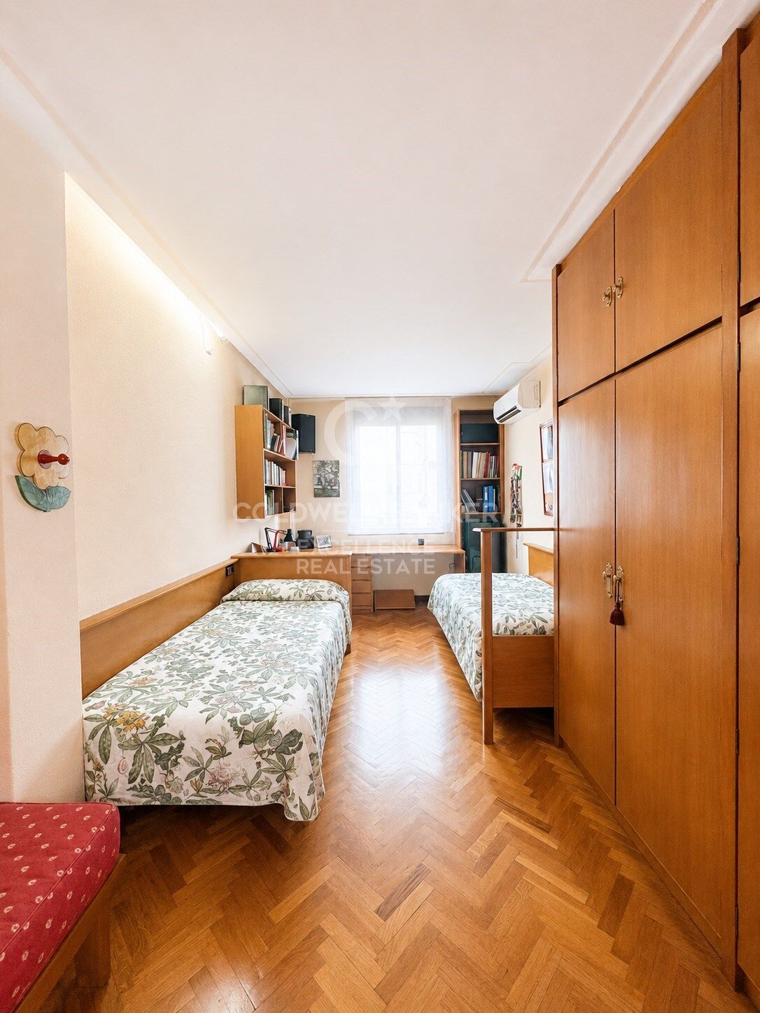 Takvåning i Valencia, Spanien 4 sovrum, 159 kvm. Nr. 157293