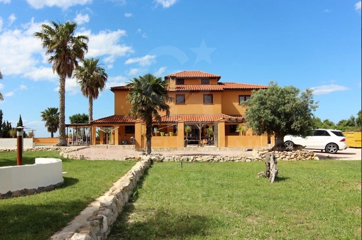 Māja Pedreguer, Alicante, Spānijā 5 istabas, 570 m2 Nr. 157289